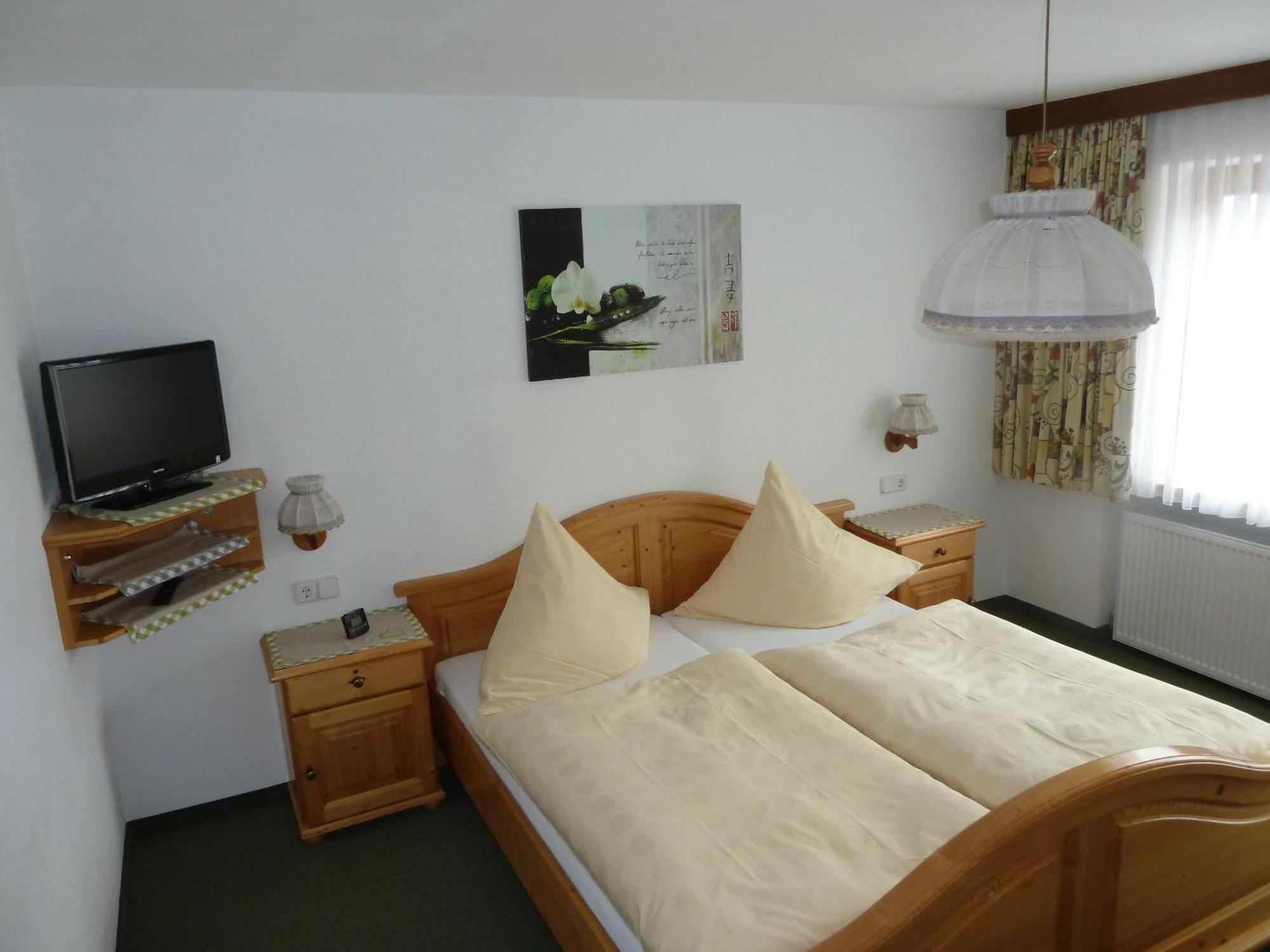 Hotel Haus Antonia Lermoos Zimmer foto
